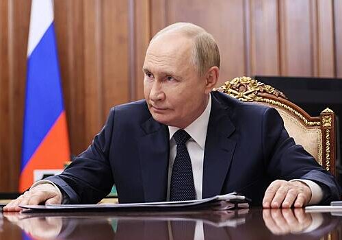 Путин поздравил Индию