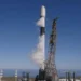 На пути к очередному рекорду: компания SpaceX в сотый раз запустила ракету-носитель Falcon 9 в 2025 году