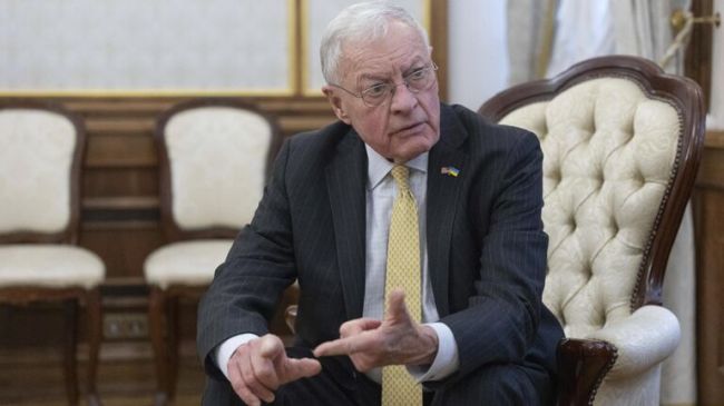 Спецпосланника по Украине Кита Келлога не взяли в Анкоридж — CNN