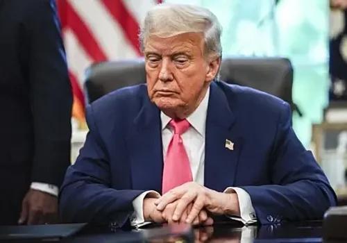 Трамп снова заявил о необходимости встречи Путина и Зеленского