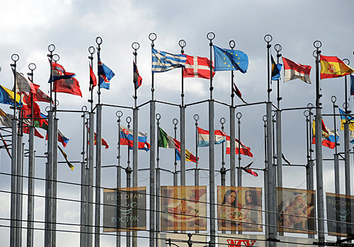 «Стоит в сторонке»: в Германии отметили отчужденное состояние Мерца