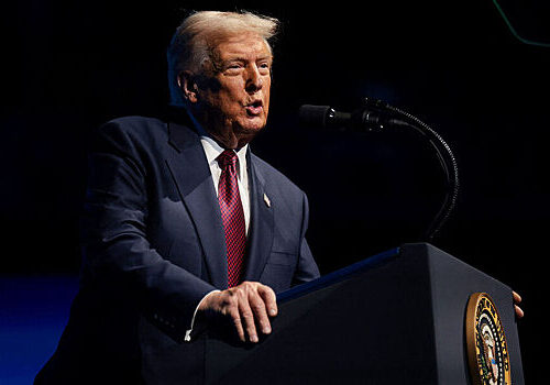 Трамп заявил о бойкоте США саммита «Большой двадцатки» в ЮАР