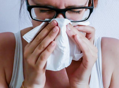 Лор-врач назвала главную ошибку в лечении насморка Лор-врач назвала главную ошибку в лечении насморка