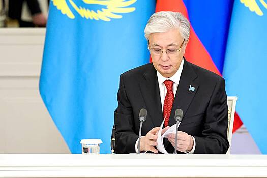 Казахстан приостановил участие в договоре по ограничению вооружений в Европе