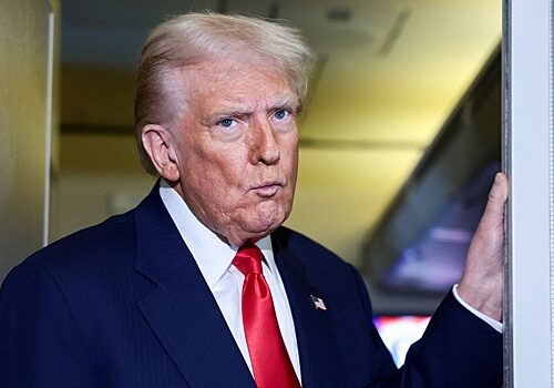 В США пытаются отговорить Трампа от проведения ядерных испытаний В США пытаются отговорить Трампа от проведения ядерных испытаний