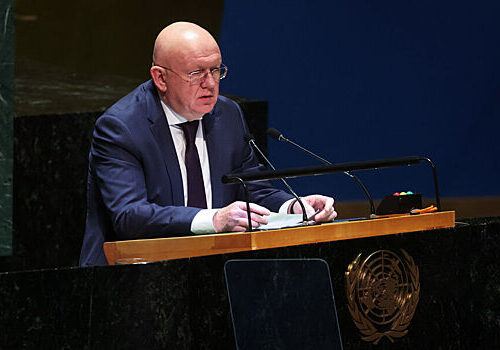 Небензя описал ситуацию на Украине фразой из романа «Двенадцать стульев» Небензя описал ситуацию на Украине фразой из романа «Двенадцать стульев»