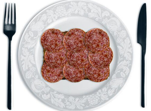 Шокирующая правда: врач раскрыл пугающие факты о составе колбасы