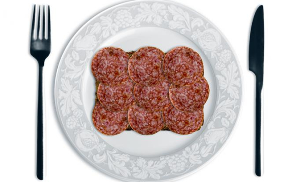 Шокирующая правда: врач раскрыл пугающие факты о составе колбасы