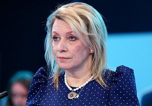 «Картина салом на холсте»: Захарова высмеяла Зеленского