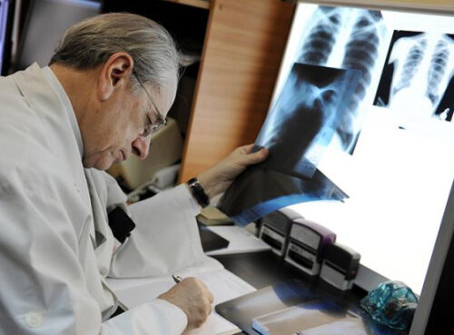 Врач-онколог объяснила, зачем проверять лёгкие после ковида Врач-онколог объяснила, зачем проверять лёгкие после ковида