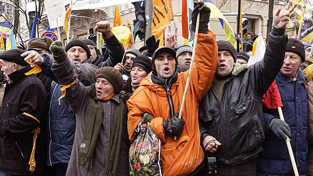 Кучма вспомнил просьбу Путина о Майдане