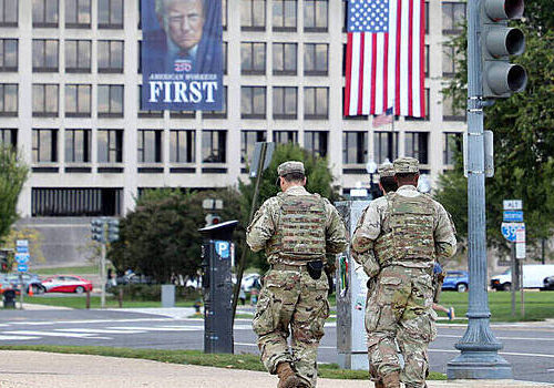 Стало известно, что стрельбу у Белого дома в Вашингтоне мог открыть иностранец Стало известно, что стрельбу у Белого дома в Вашингтоне мог открыть иностранец