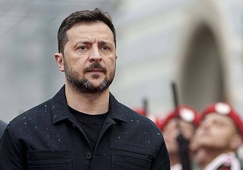 Welt: Зеленский пойдет на новое наступление, чтобы замять скандал на Украине