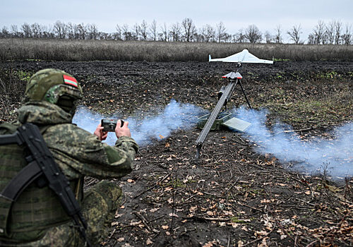 Обломки беспилотника рухнули на жилой дом в российском городе Обломки беспилотника рухнули на жилой дом в российском городе