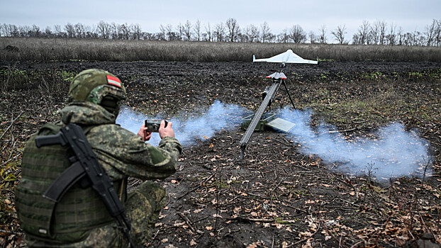 Обломки беспилотника рухнули на жилой дом в российском городе
