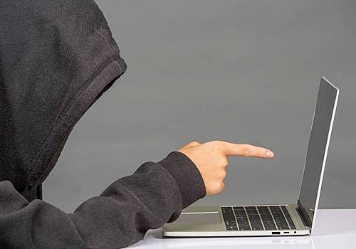 Мошенники стали сообщать россиянам о неуплаченных налогах Мошенники стали сообщать россиянам о неуплаченных налогах