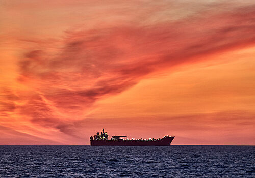 У берегов Турции атаковали шедший из России танкер У берегов Турции атаковали шедший из России танкер