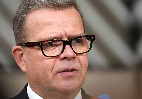 Премьера Финляндии раскритиковали из-за слов о российской угрозе Премьера Финляндии раскритиковали из-за слов о российской угрозе