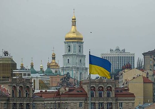 В Европе заявили о тревожном развитии событий на Украине В Европе заявили о тревожном развитии событий на Украине