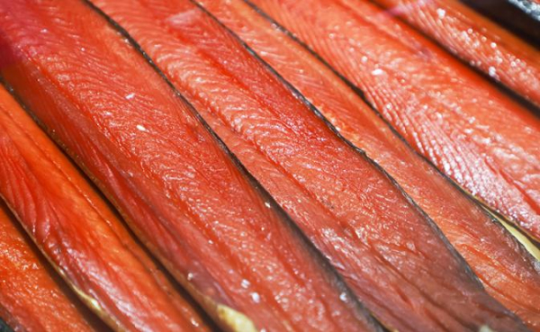 Гастроэнтеролог назвала самый полезный вид красной рыбы