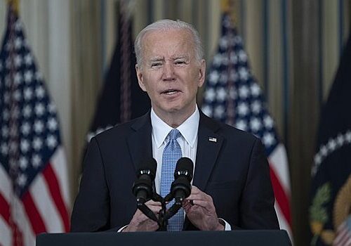 В США назвали «неразумным» отсутствие у Байдена контактов с Россией