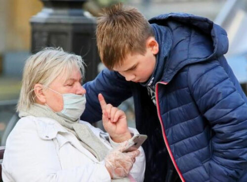 Молодость, проведенная в смартфоне, грозит хроническим ожирением — и не только Молодость, проведенная в смартфоне, грозит хроническим ожирением — и не только